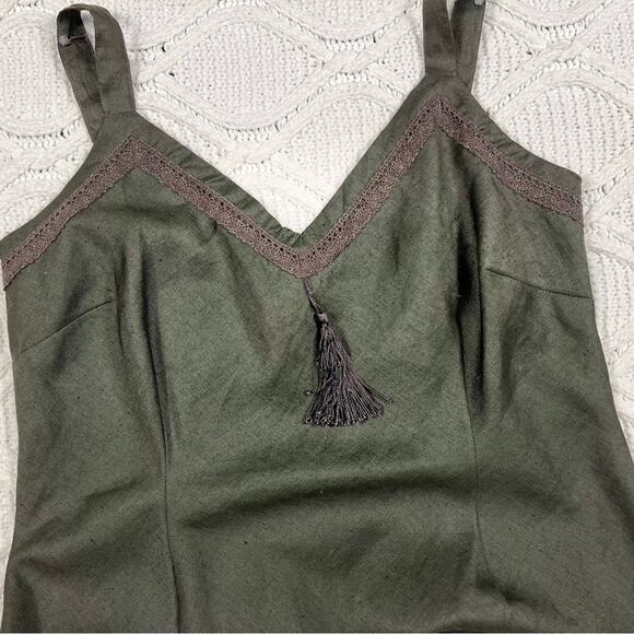 NWOT SOFT SURROUNDINGS |  Forest Green Linen & Silk Tassel Asymmetric Boho Top - Picture 9 of 14
